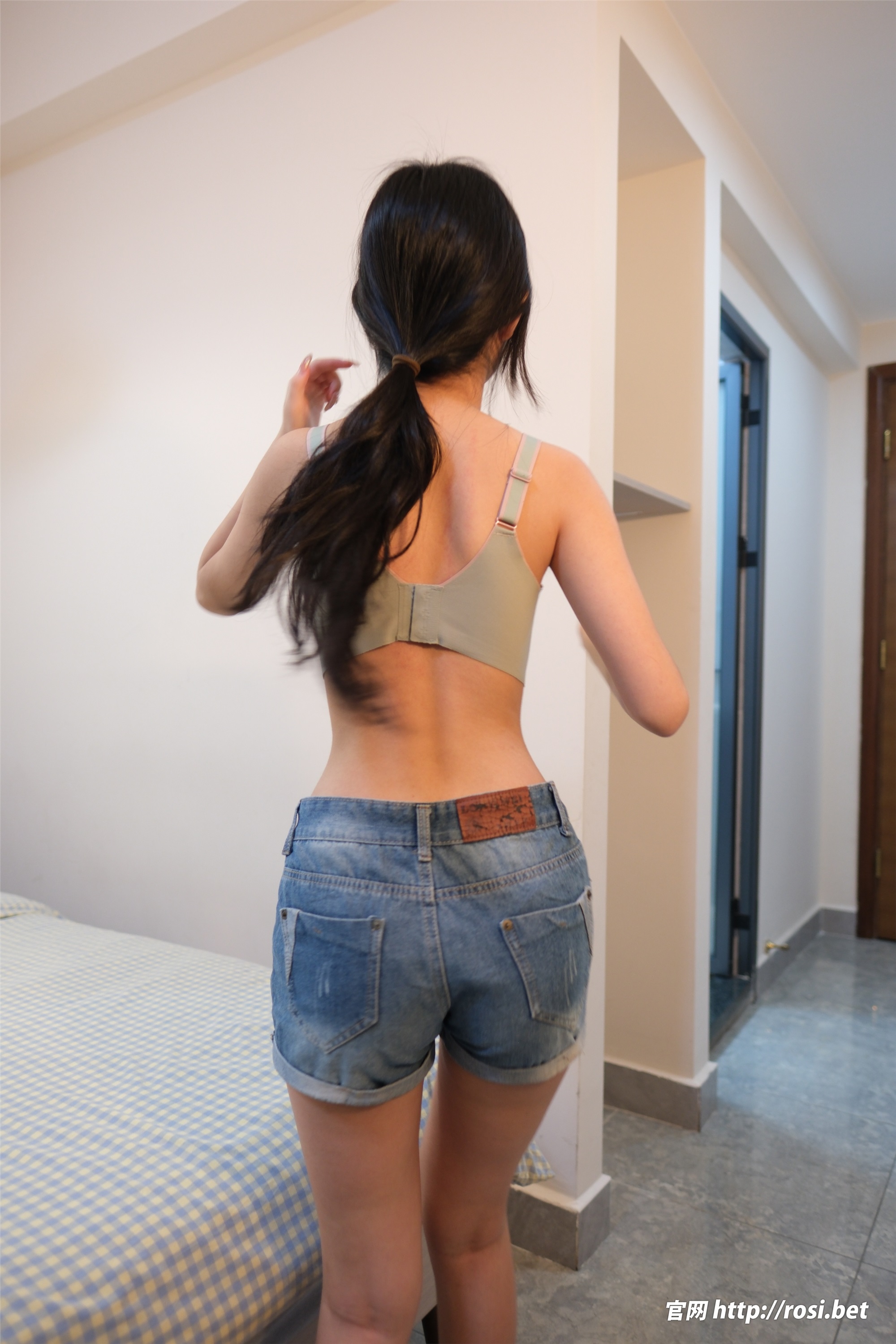 ROSI写真 2025.08.31 NO.5018